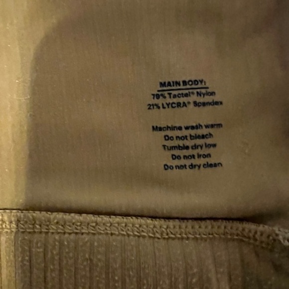 Yoga midriff top in size large  from REI in mustard color - Picture 4 of 6